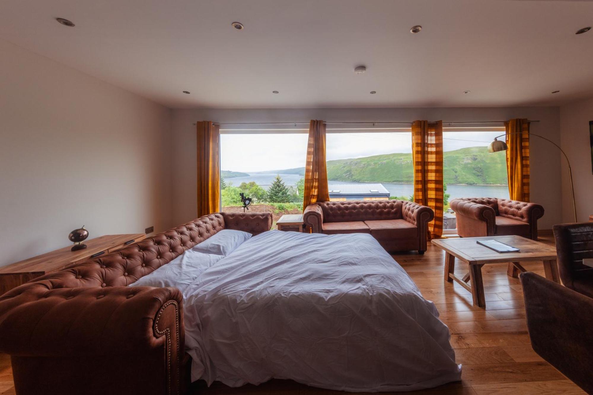 Luxury Cottage With Stunning Views By Fairy Pools 4 Carbost  Exteriér fotografie